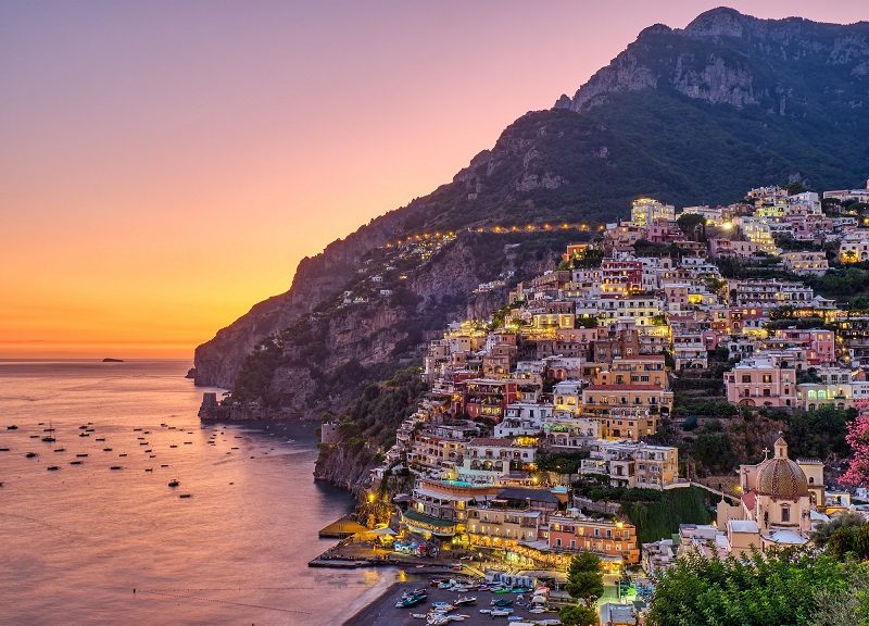 Blick auf Positano © elxeneize - stock.adobe.com